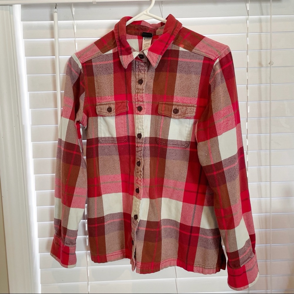 (SOLD) Patagonia Flannel Organic Cotton Plaid
